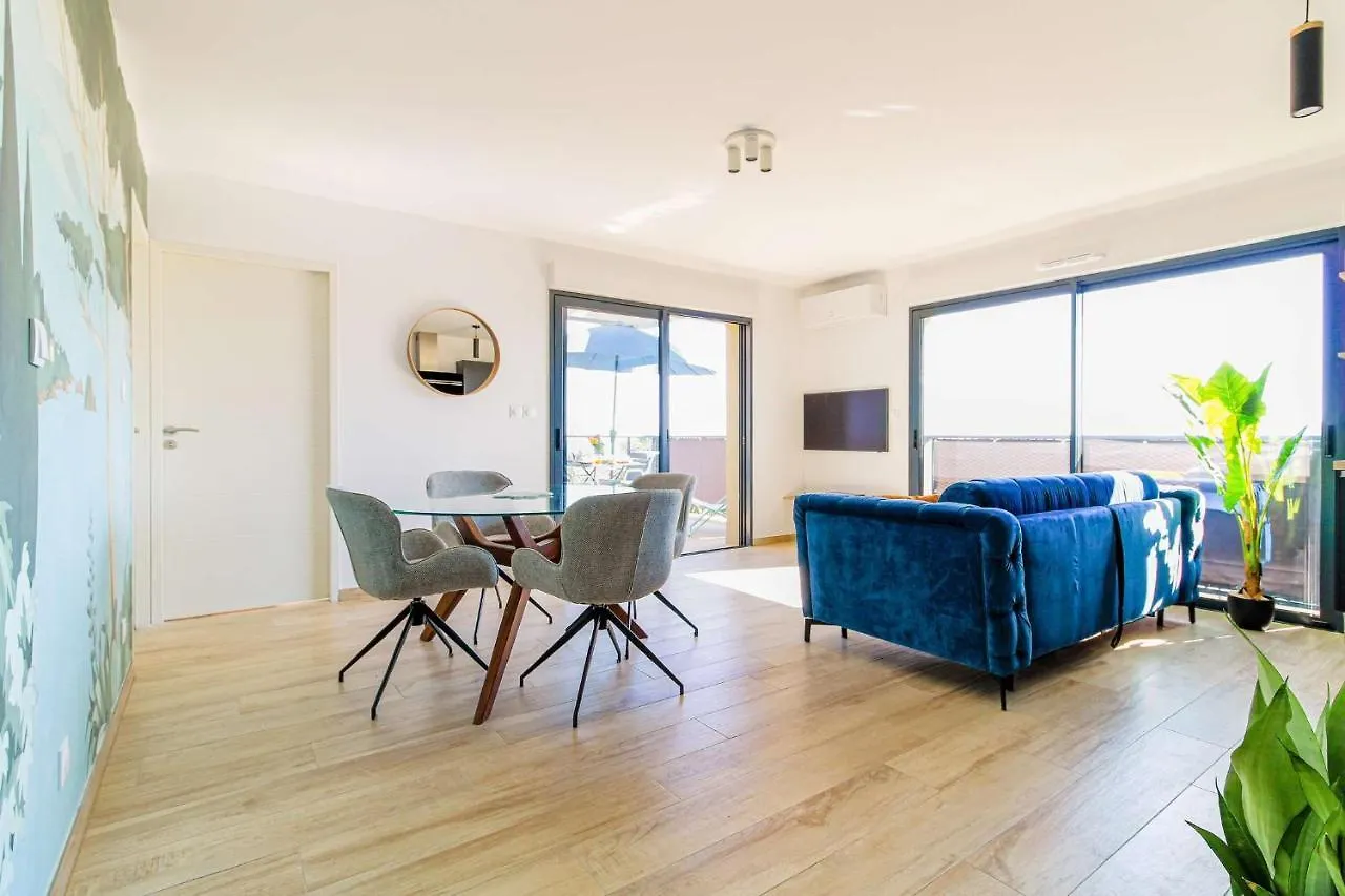 Select'Sohome - Appartement Face A La Mer Avec Piscine A Bormes-Les-Mimosas - Capnat-C04 Apartament